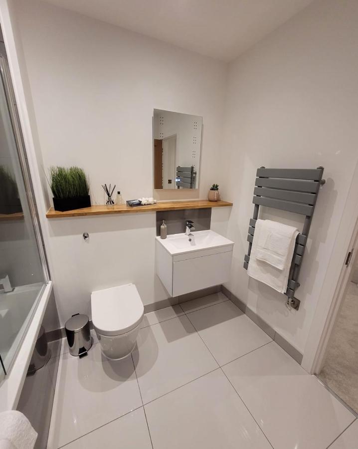 Luxury 1 Bed Apartment In The Centre Of Rochester Wainscot Esterno foto